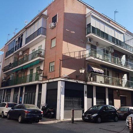 New Hostly Alameda Apartments Σεβίλλη Εξωτερικό φωτογραφία