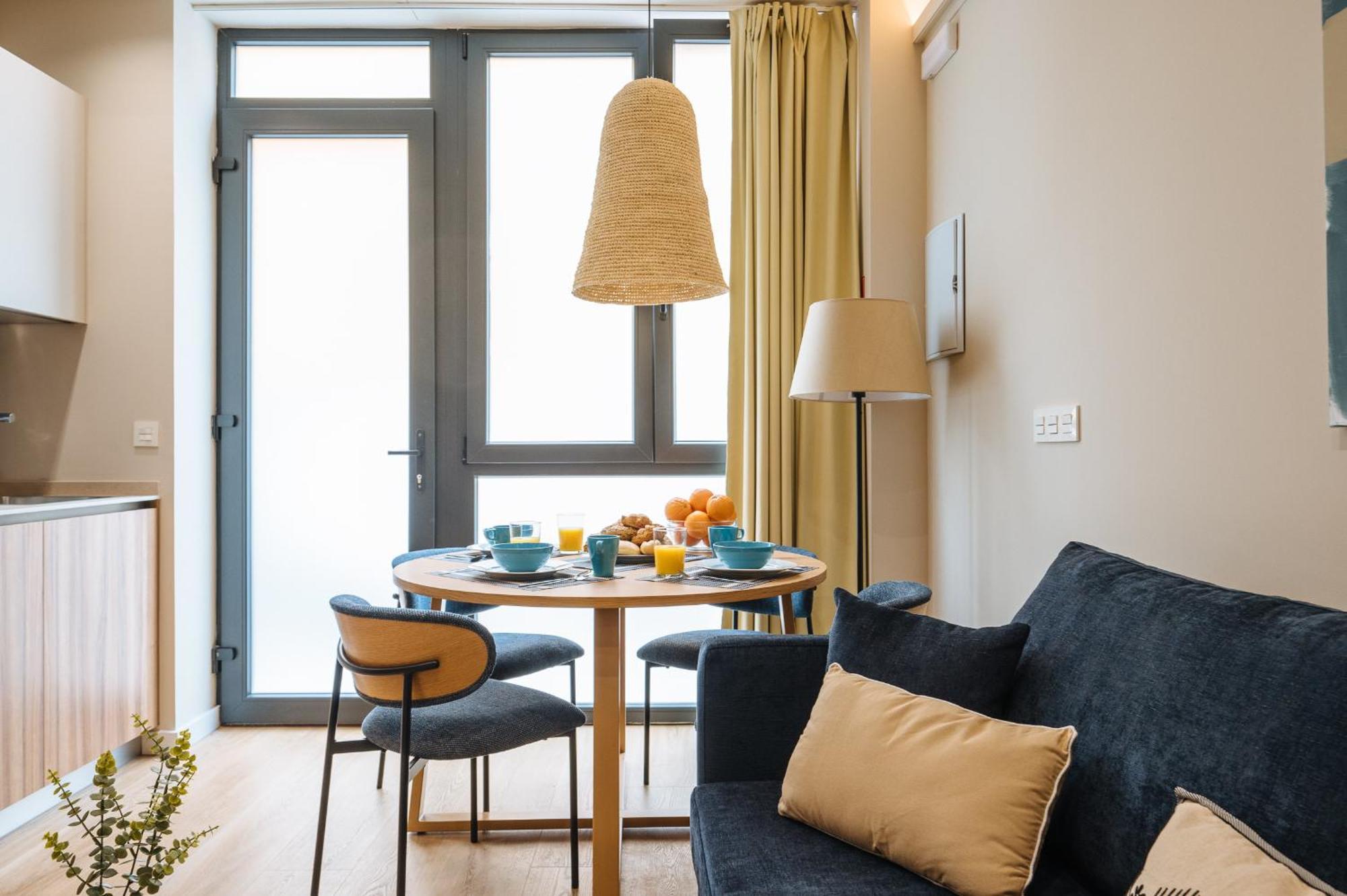 New Hostly Alameda Apartments Σεβίλλη Εξωτερικό φωτογραφία