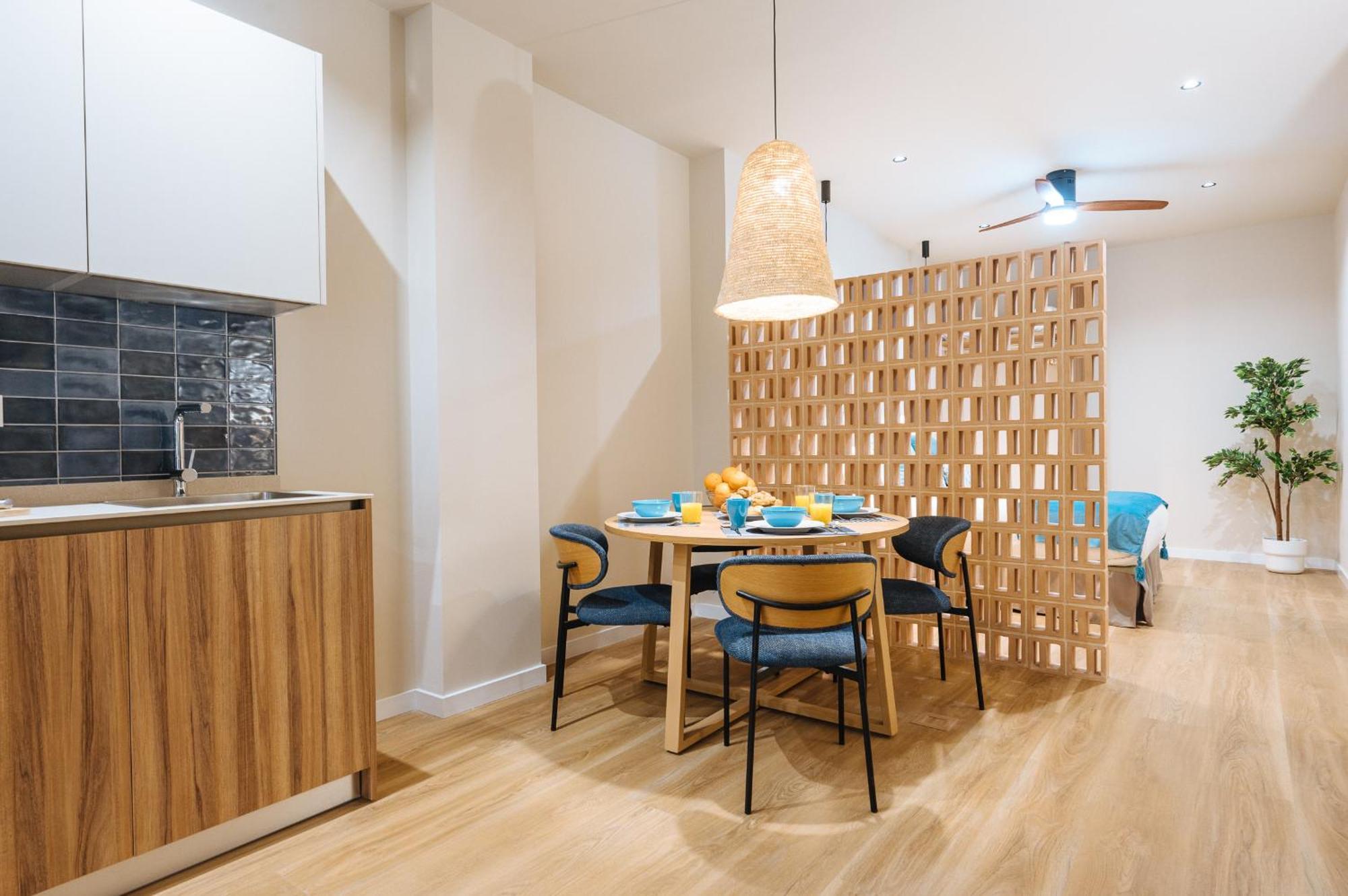 New Hostly Alameda Apartments Σεβίλλη Εξωτερικό φωτογραφία